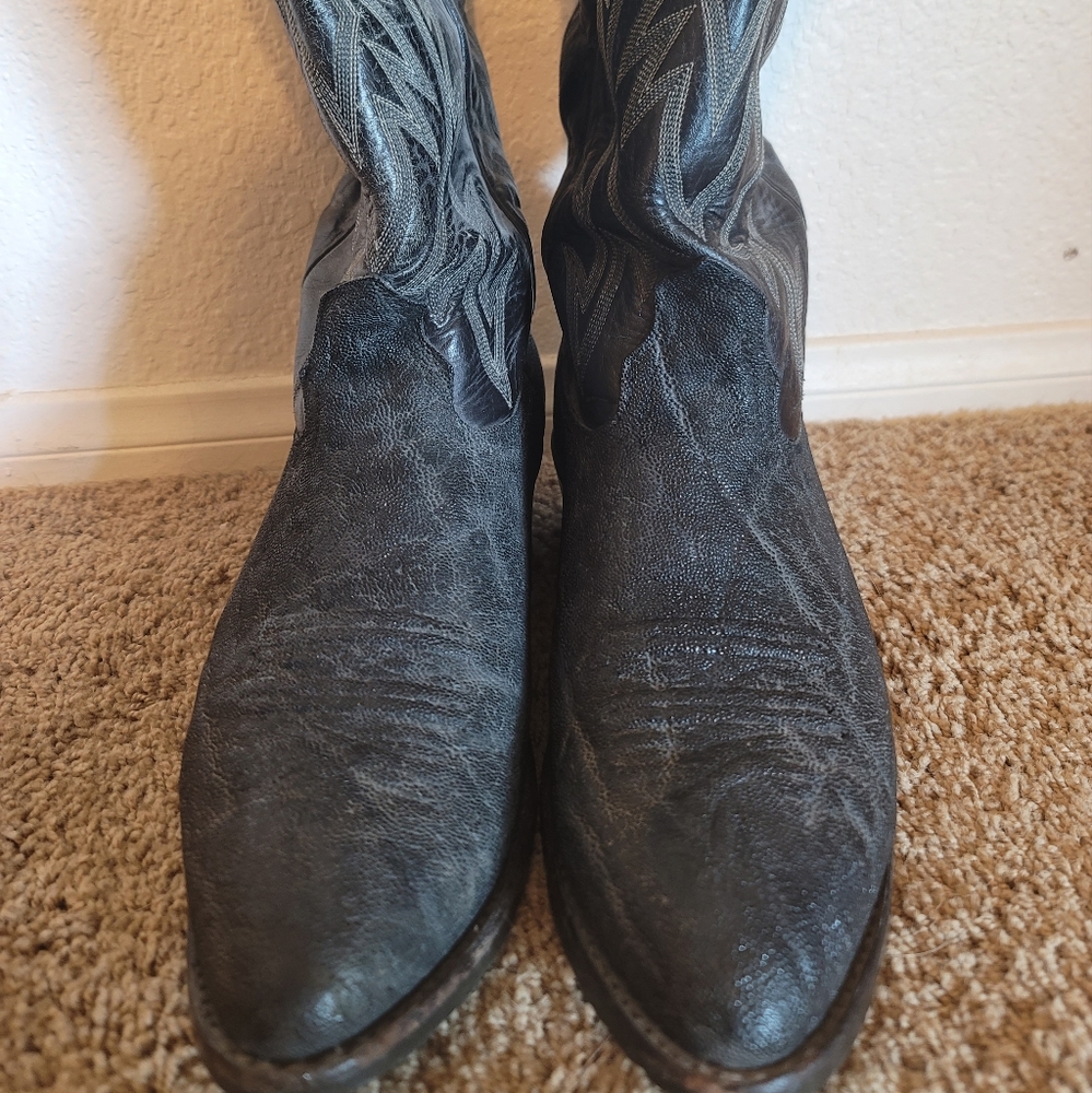 Nocona Elephant size 9.5D Black